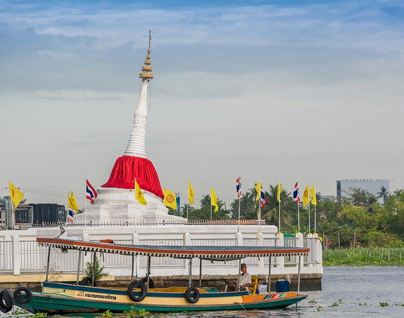 Koh Kret, a tourist attraction in Nonthaburi