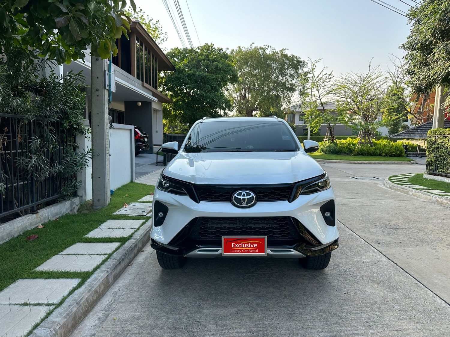 Rent a Toyota Fortuner