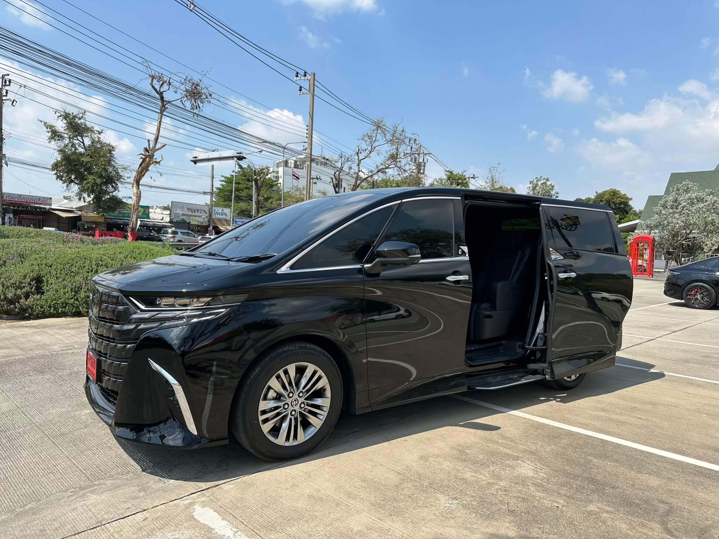 Toyota Alphard AH40 2024