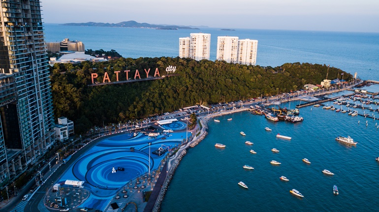 Travel to Pattaya, rent a car with us.