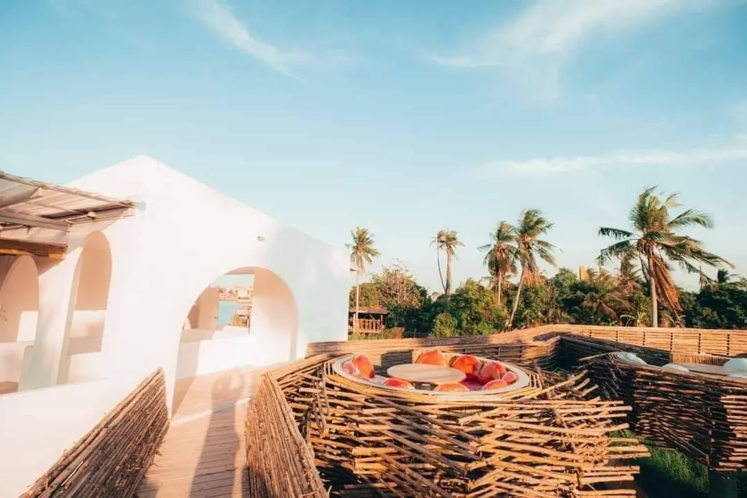 รังนก Cafe & Bar