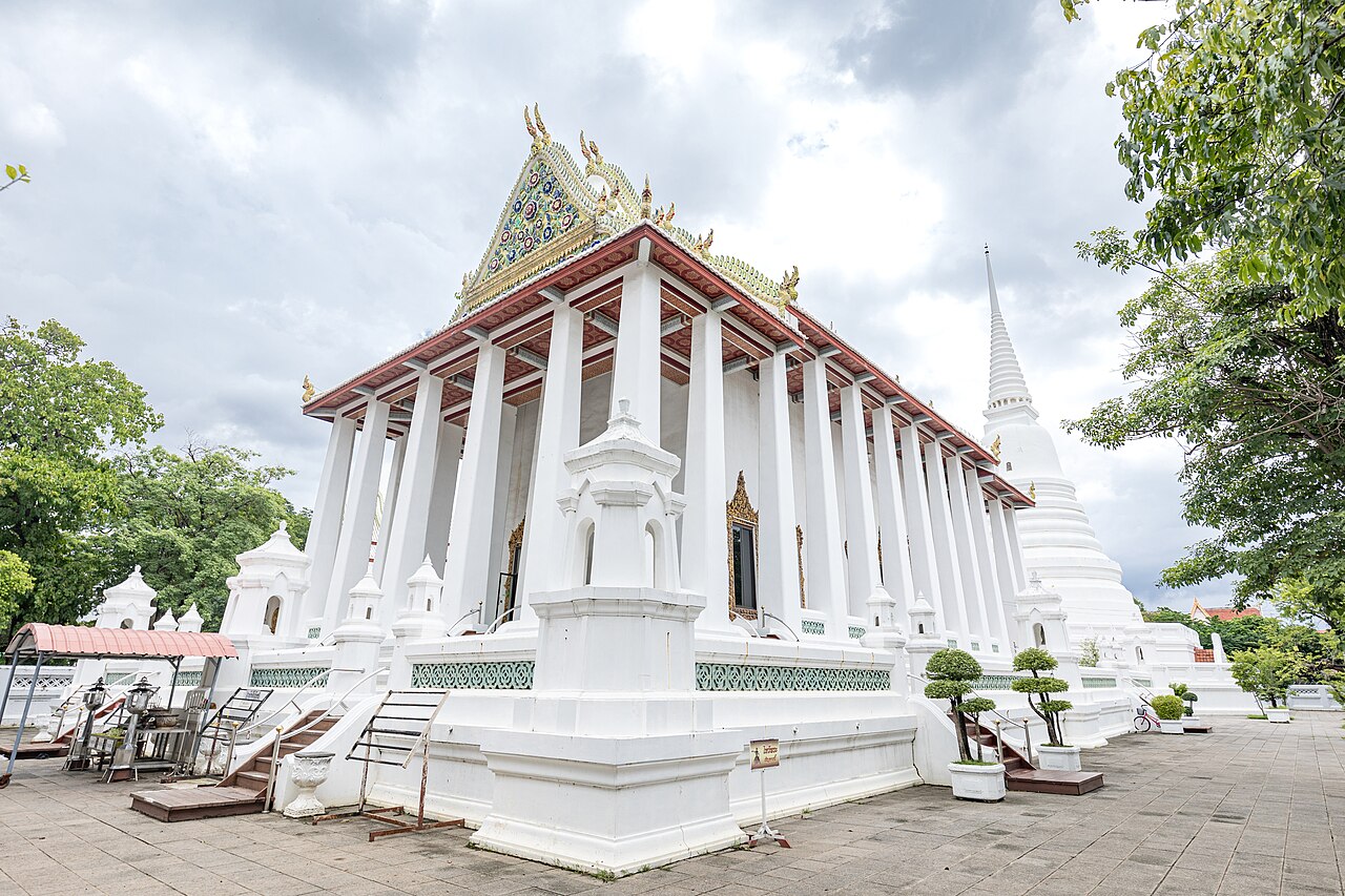 Wat Chaloem Phra Kiat