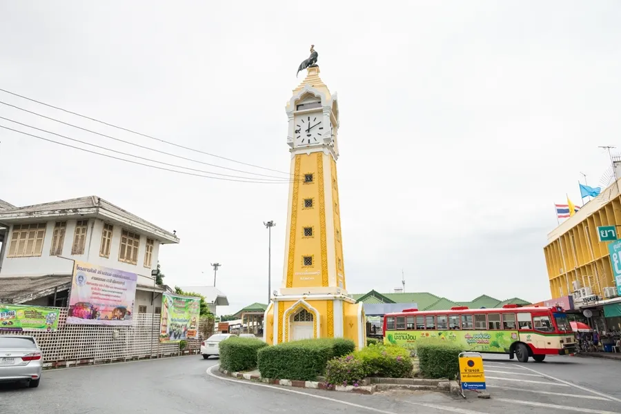 หอนาฬิกาท่าน้ำนนท์