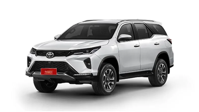 บริการเช่ารถ 7 ที่นั่ง รุ่น Toyota Fortuner สำหรับเดินทางครอบครัว